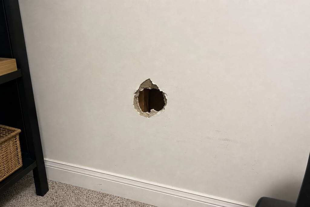 Drywall Hole Repair photo